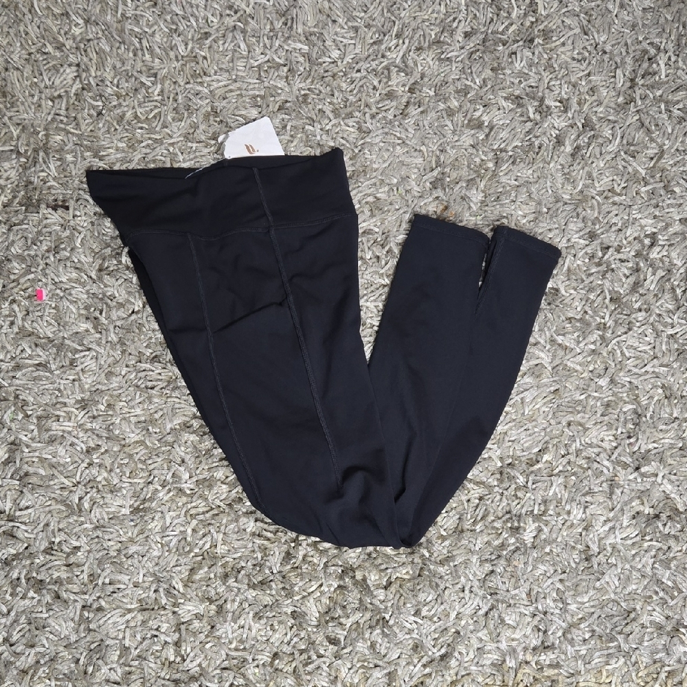 Fabletics Black Leggings - Picture 2 of 6